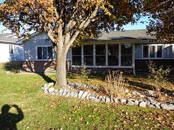 4th image of 109 Derbyshire Dr