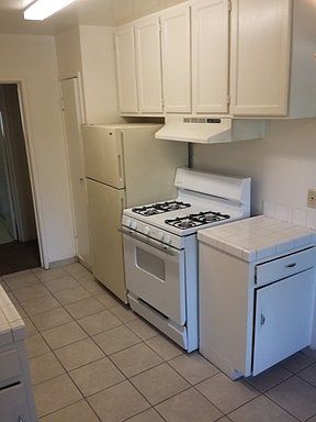 3rd image of 2731 V St APT 4