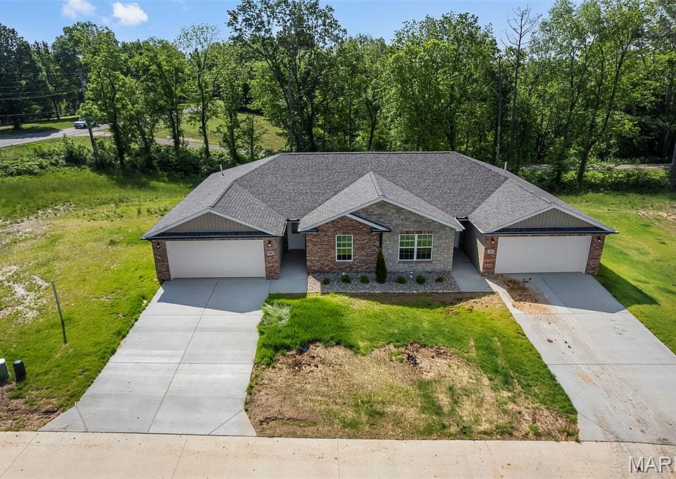 1st image of 35-39 Benton Hill Ln