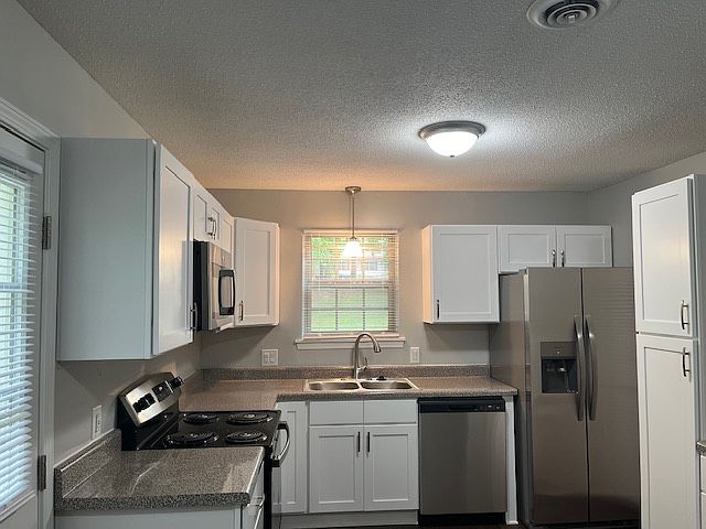 1st image of 516 Salem Ct
