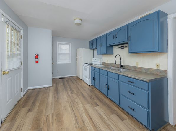 243 Wesley St #B, Salem, NJ 08079