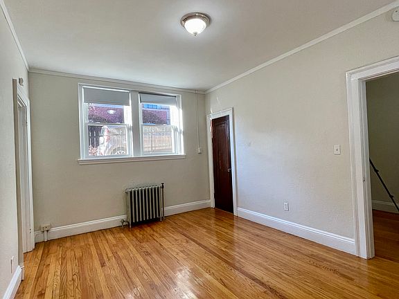 3rd image of 74 Strathmore Rd #1