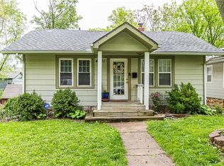 4601 Terrace St, Kansas City, MO 64112