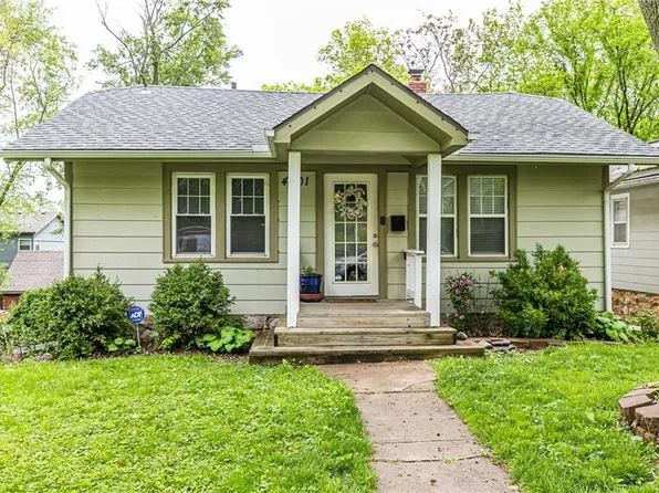 4601 Terrace St, Kansas City, MO 64112