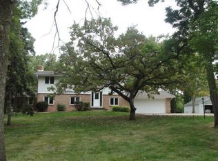 740 87th Ln NE, Blaine, MN 55434