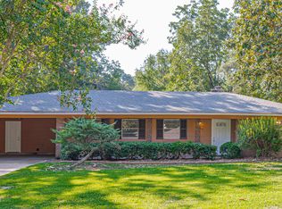 1011 Laurelwood Dr, Clinton, MS 39056