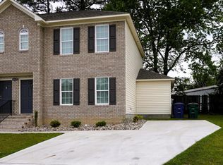 1517 Pine Brook Ct #B, Greenville, NC 27858