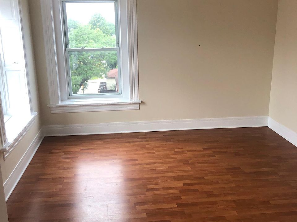 1st image of 3301 S Wallace St #3