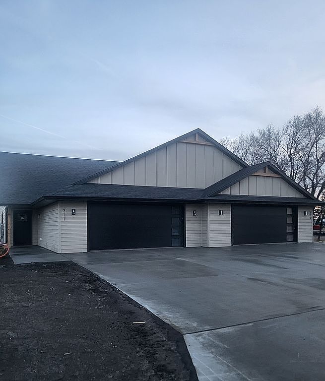 311 E Beebe Ave, Salem, SD 57058 Zillow