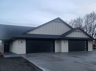 301 E Beebe Ave, Salem, SD 57058
