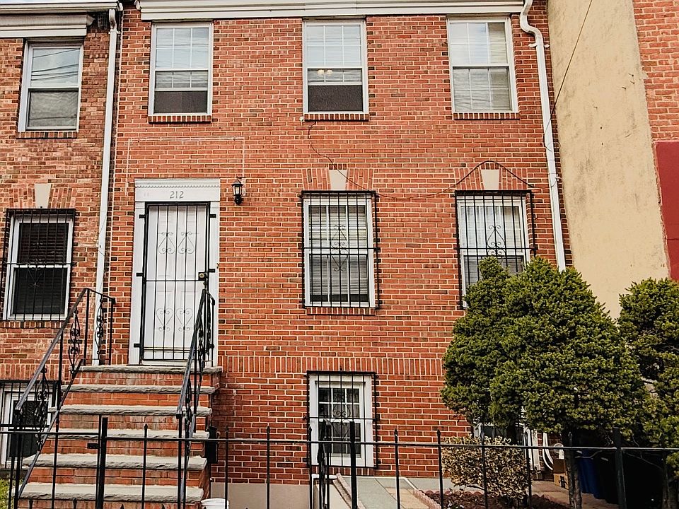 1st image of 212 Christopher Columbus Dr Floor 2