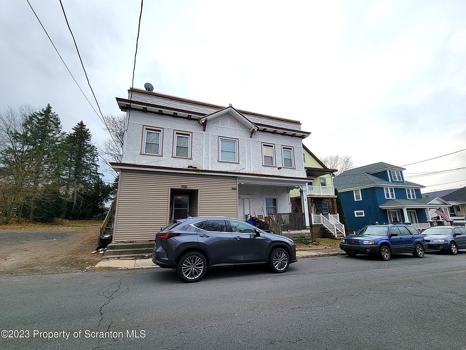 1st image of 539 E Pine St APT D