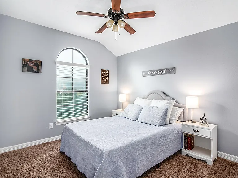 Upstairs bedroom #2