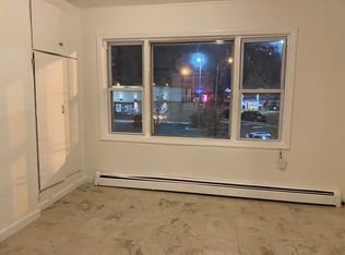 813 7th St FLOOR 2, Union City, NJ 07087