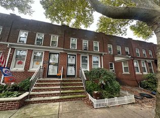 7836 75th St, Ridgewood, NY 11385