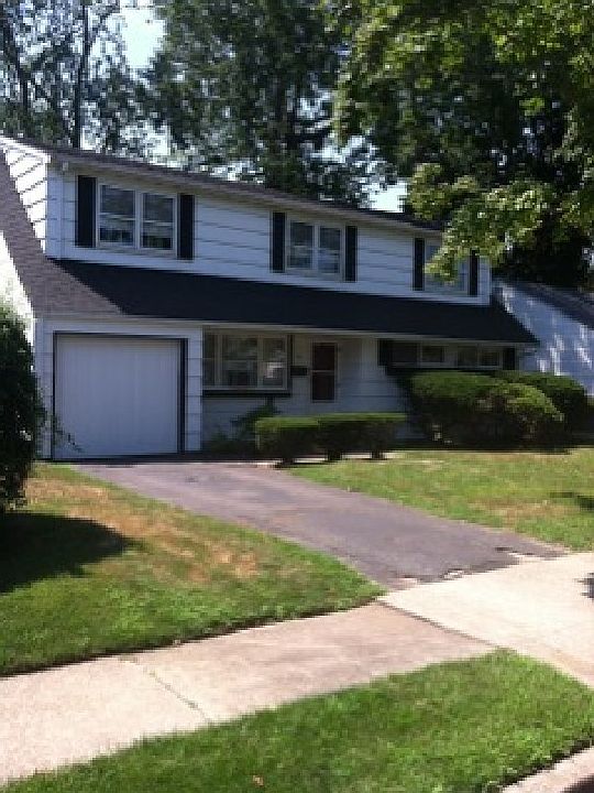 1st image of 74 Ohio Avenue