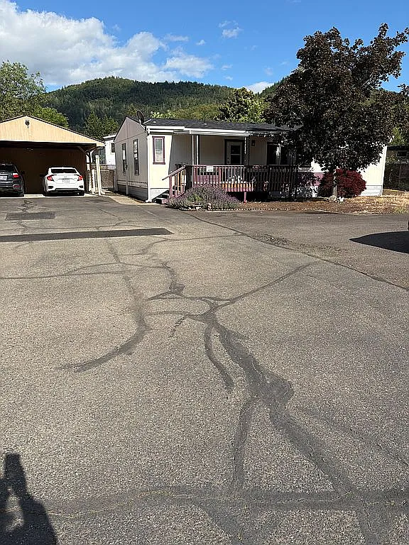 377 Virgia Ln photo 1