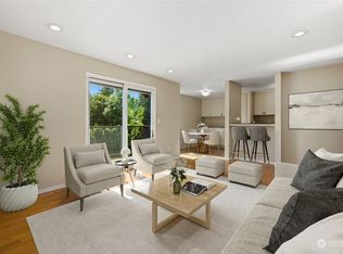 7201 224th St SW APT L2, Edmonds, WA 98026