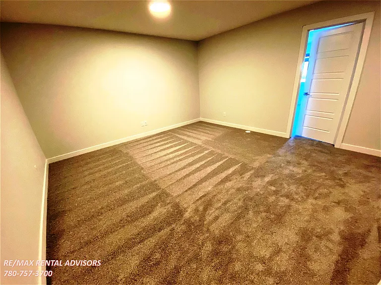 1543 12th Ave NW — Photo 10