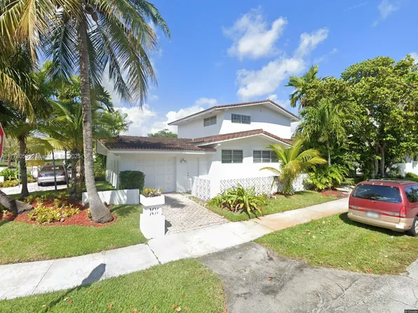 2135 NE 197th Ter, Miami, FL 33179