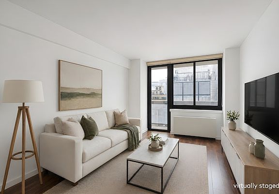 4th image of 515 E 72nd St APT 15E