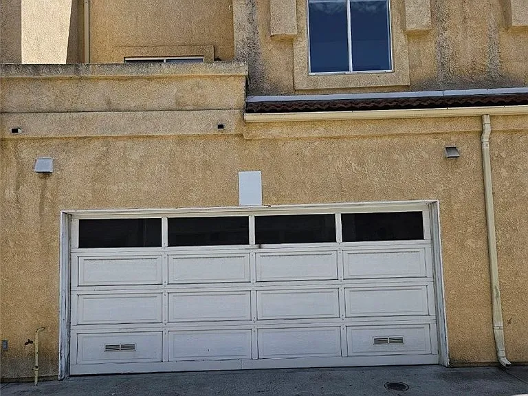 22027 Hawaiian Ave — Photo 25