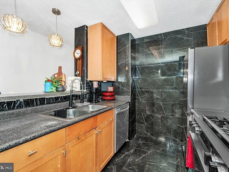 60 S Van Dorn St #511 — Photo 21