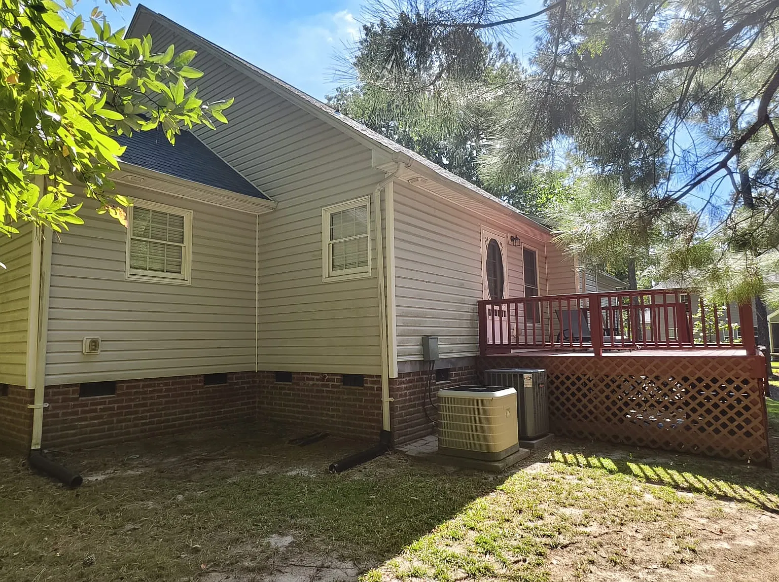 3 bed, 2.5 bath, 1923 sqft, $2,500 — Photo 4