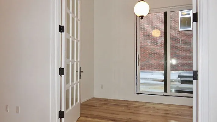 Rented by Nooklyn NYC LLC | media 13