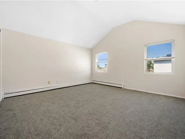 186 Union Avenue image 12 of 19