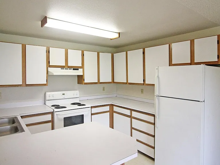 2730 Laukala Pl #B — Photo 11
