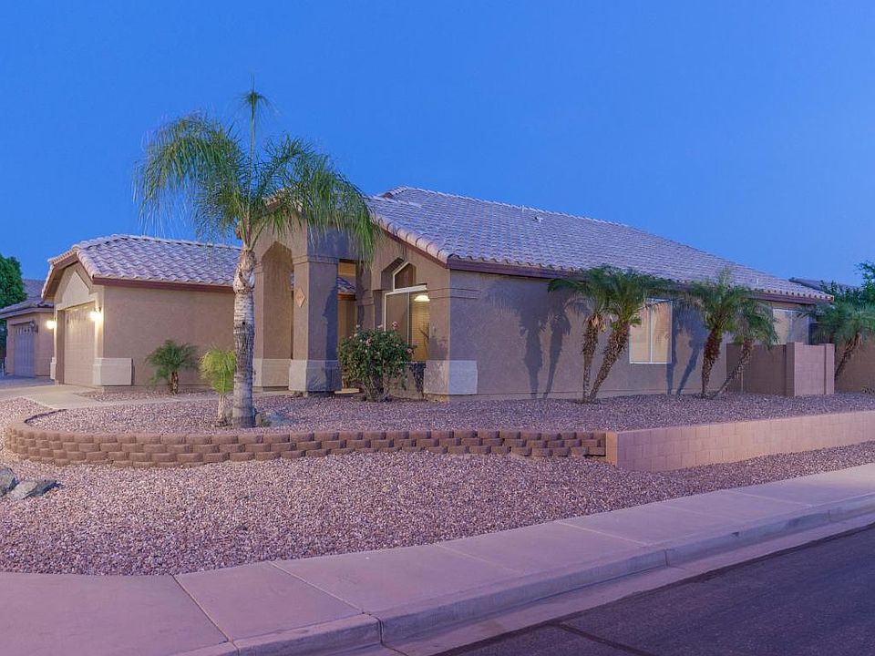 1st image of 10633 E Emelita Ave