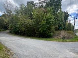 Conifer Ct, Harpers Ferry, WV 25425