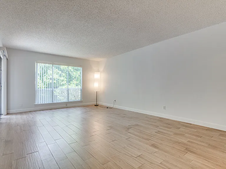 4851 Cedar Springs Rd #190 — Photo 10