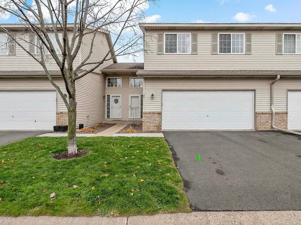 25 Pine Pl, Farmington, MN 55024