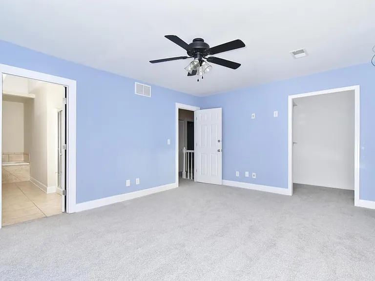 339 Patchen Dr — Photo 16