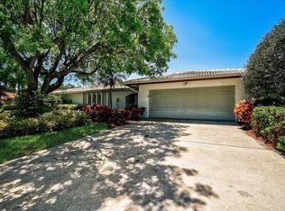 2216 Riviera Dr, Sarasota, FL 34232
