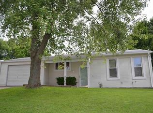 2414 Lowell Ln, O'Fallon, MO 63368