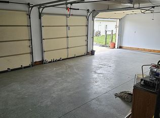305 Reeder Rd, Blanchester, OH 45107