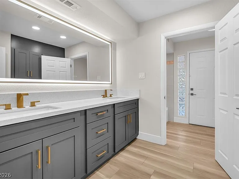 2868 Vista Del Sol Ave — Photo 55