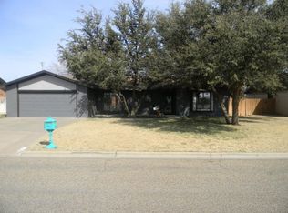 402 Garland St, Plainview, TX 79072