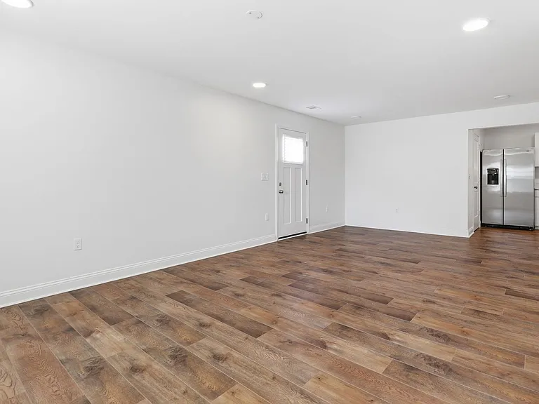 1520 Audubon Dr — Photo 5