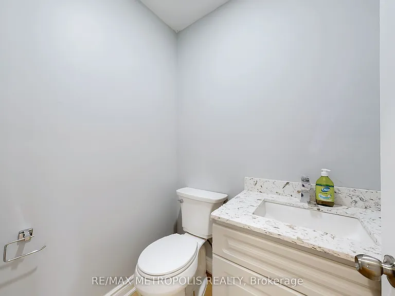 3254 Fieldgate Dr #UPPER — Photo 17