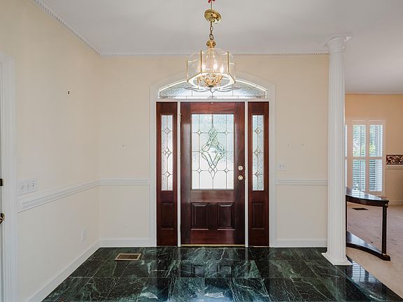 4th image of 316 E Stone Brook Pl