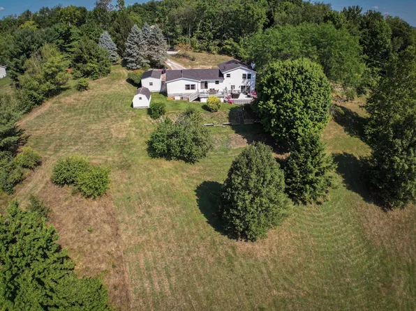 2420 James Rd, Granville, OH 43023