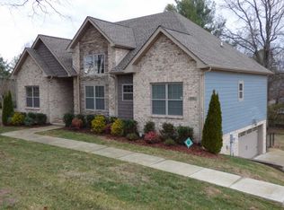 2097 Landon Rd, Clarksville, TN 37043