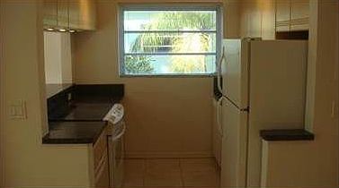 5th image of 601 Michigan Ave APT 5