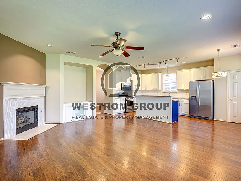 4537 Chris Dr — Photo 33