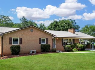2821 Reed Creek Dr, Bassett, VA 24055