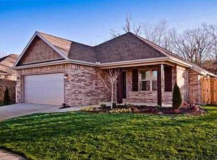 314 Granada St, Fayetteville, AR 72703